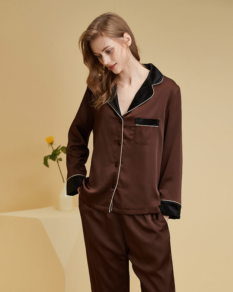 brown color Casual Lightweight Velvet Long Sleeve Pajama Set
