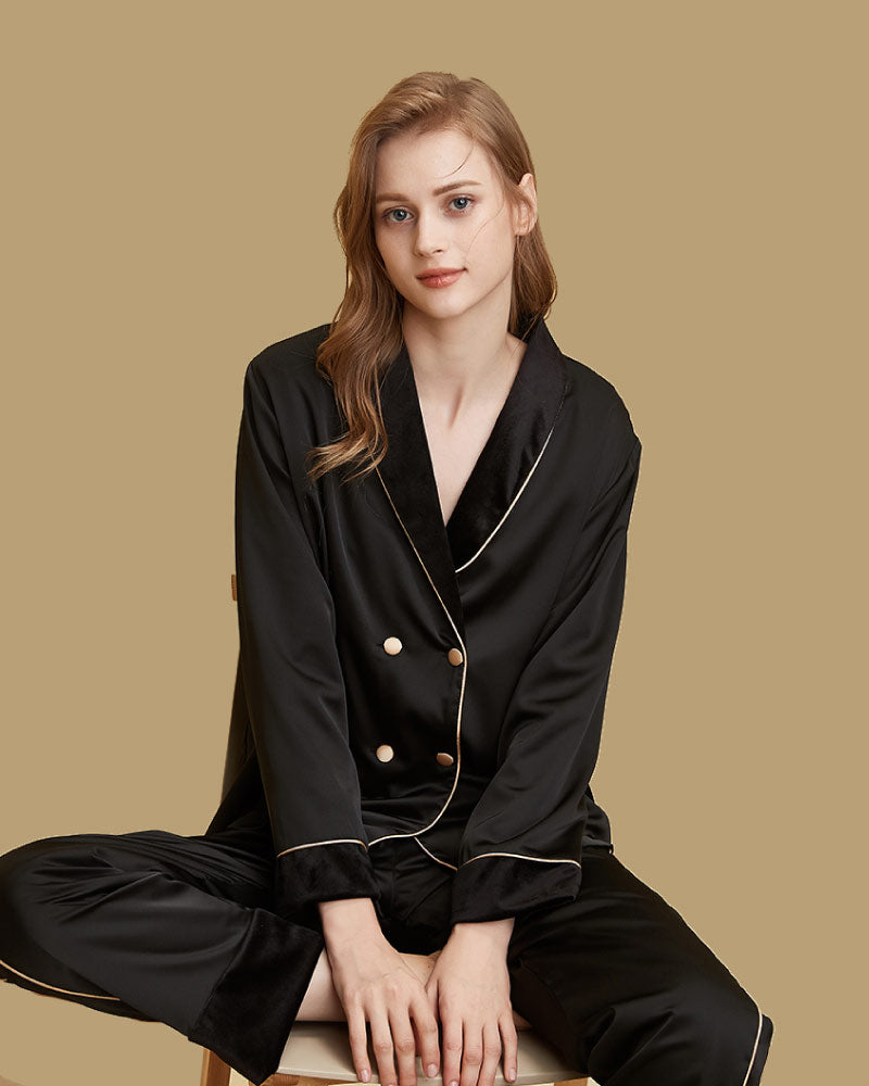 black color Luxury French-Style Double-Row Buttons Velvet Pajama seat look